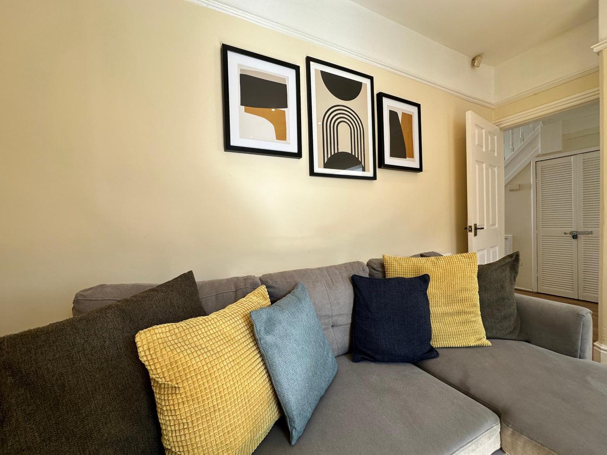 Apartment Modern 5 Bedroom House Near Lark Lane Liverpool